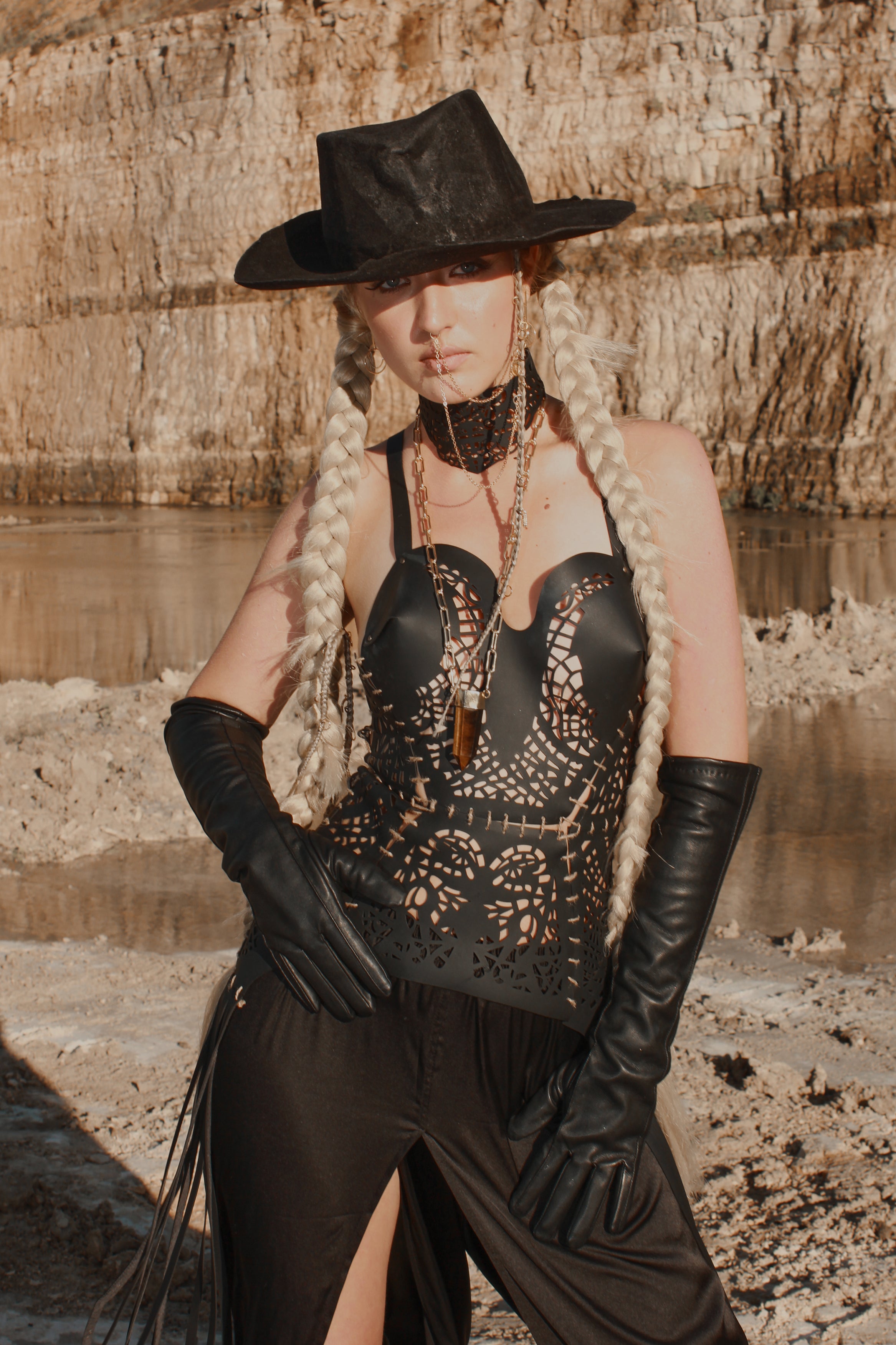 Carved eco-leather Top-corset