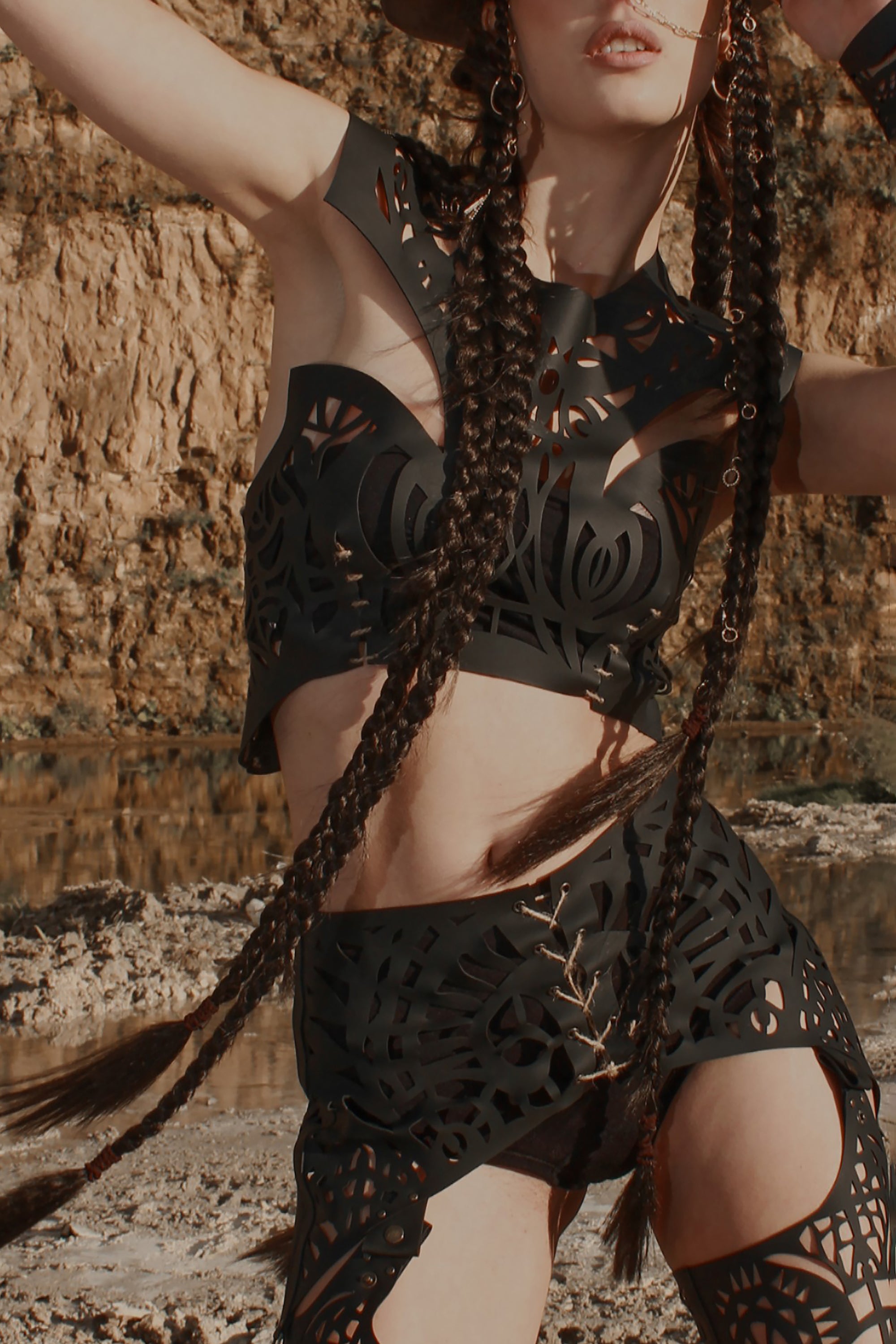 Carved eco-leather Crop-Top