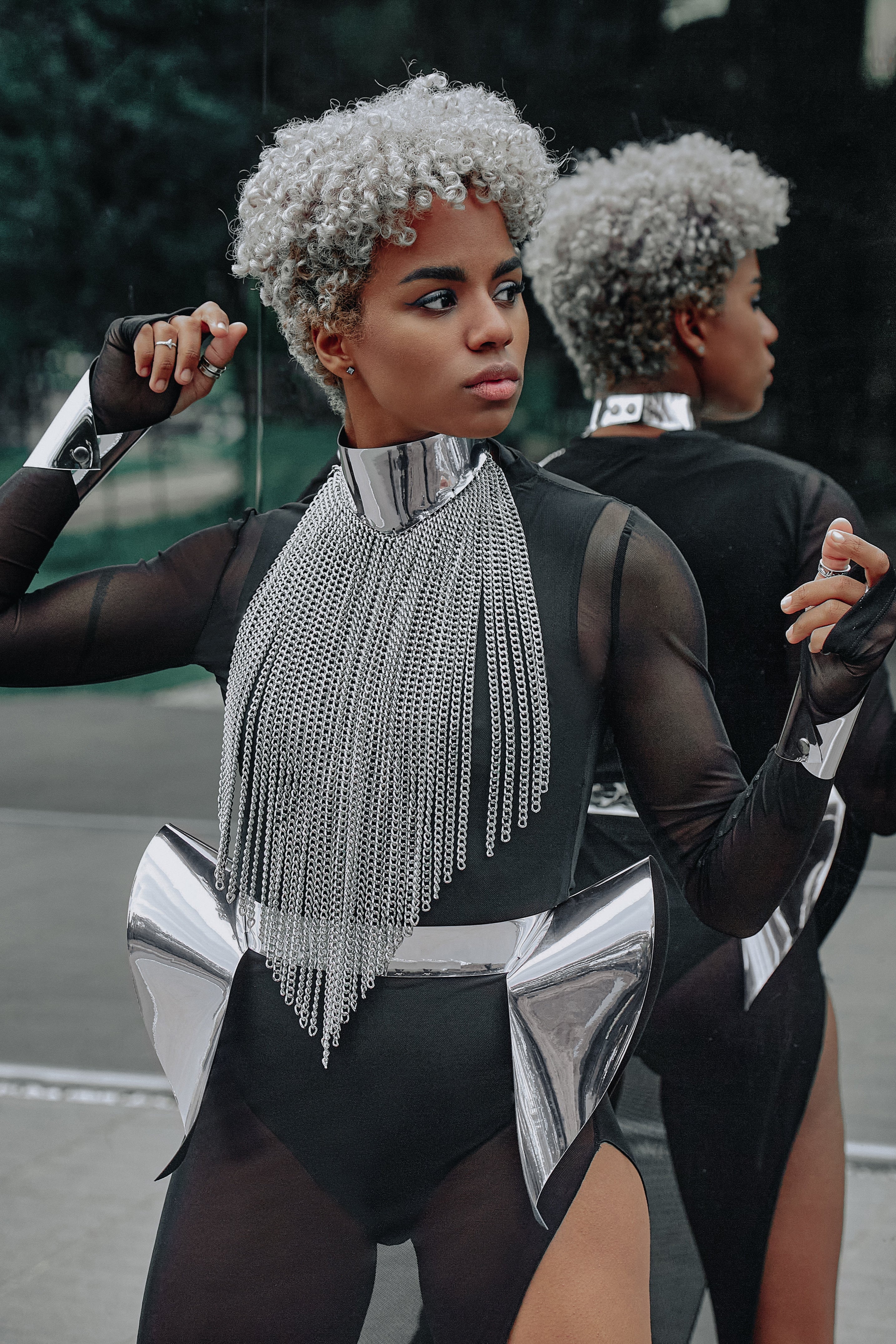 Set / Belt, choker, bracelets / SILVER